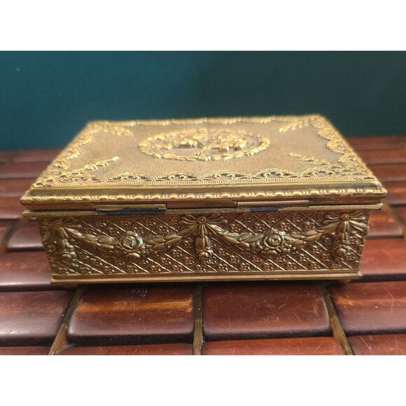 Antique Repousse Ornate Bronze Box Classical Posidon Hippocampus Triton Design - Picture 6 of 8